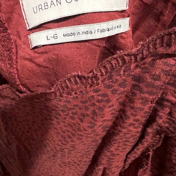 Red pattern dress - Picture 1 of 2